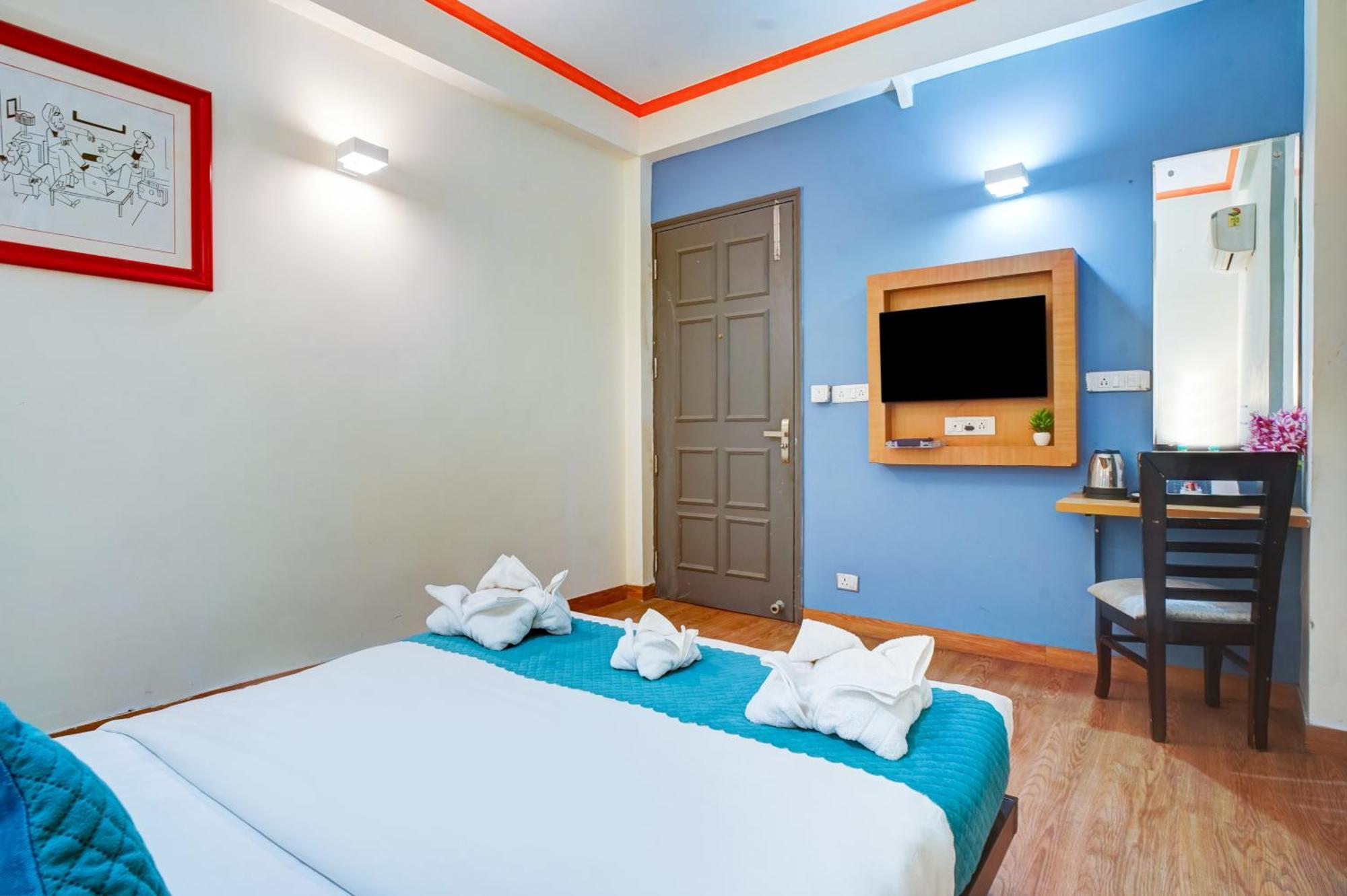 Hotel Noida Express Екстер'єр фото