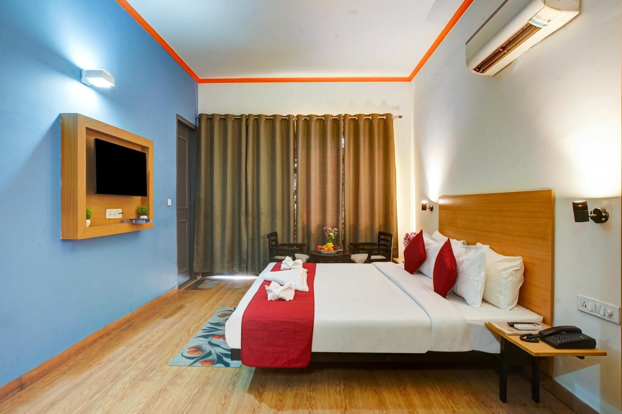 Hotel Noida Express Екстер'єр фото