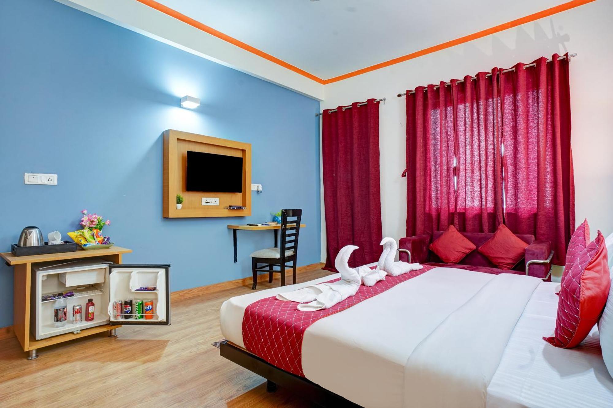 Hotel Noida Express Екстер'єр фото