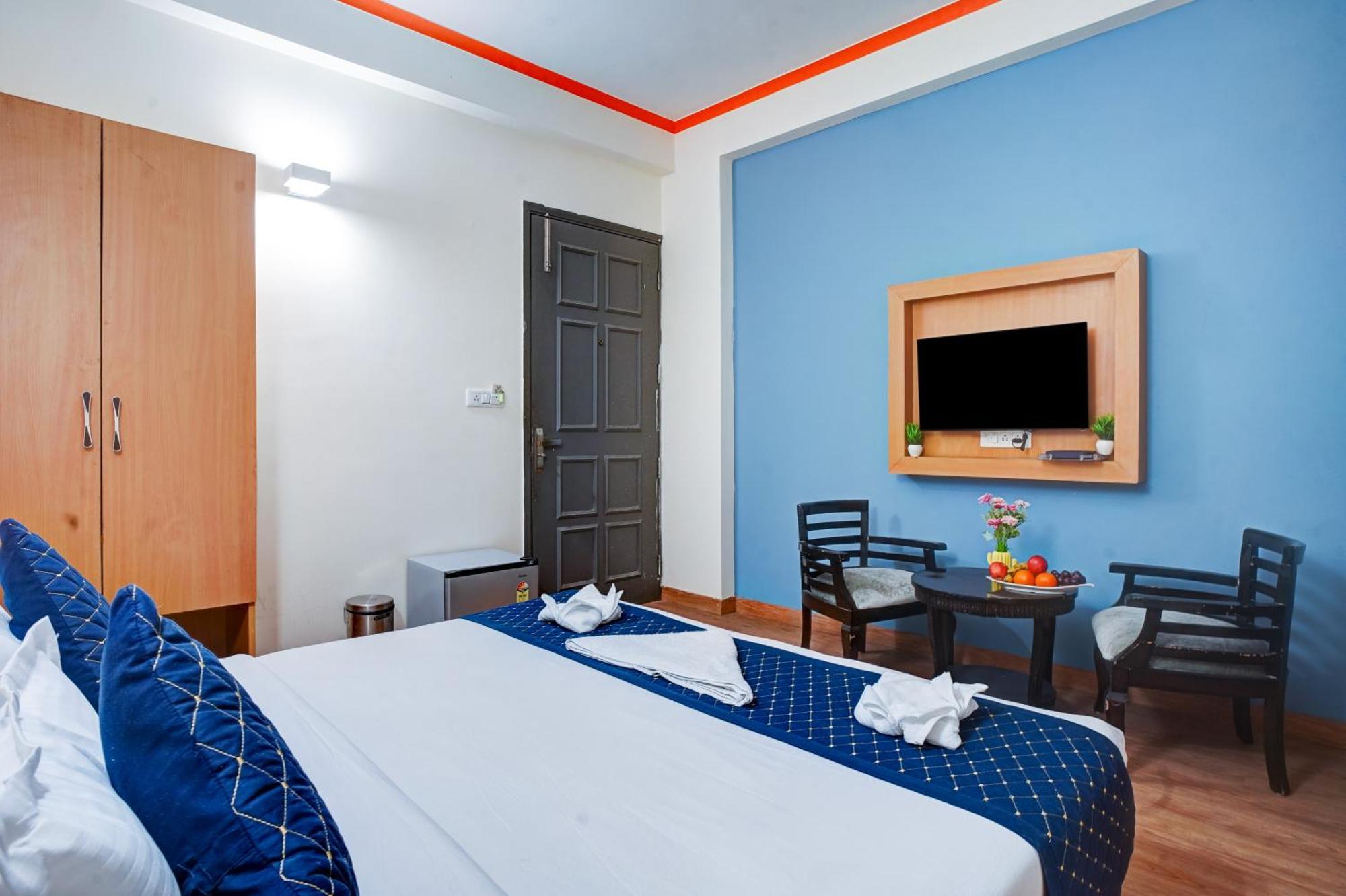 Hotel Noida Express Екстер'єр фото