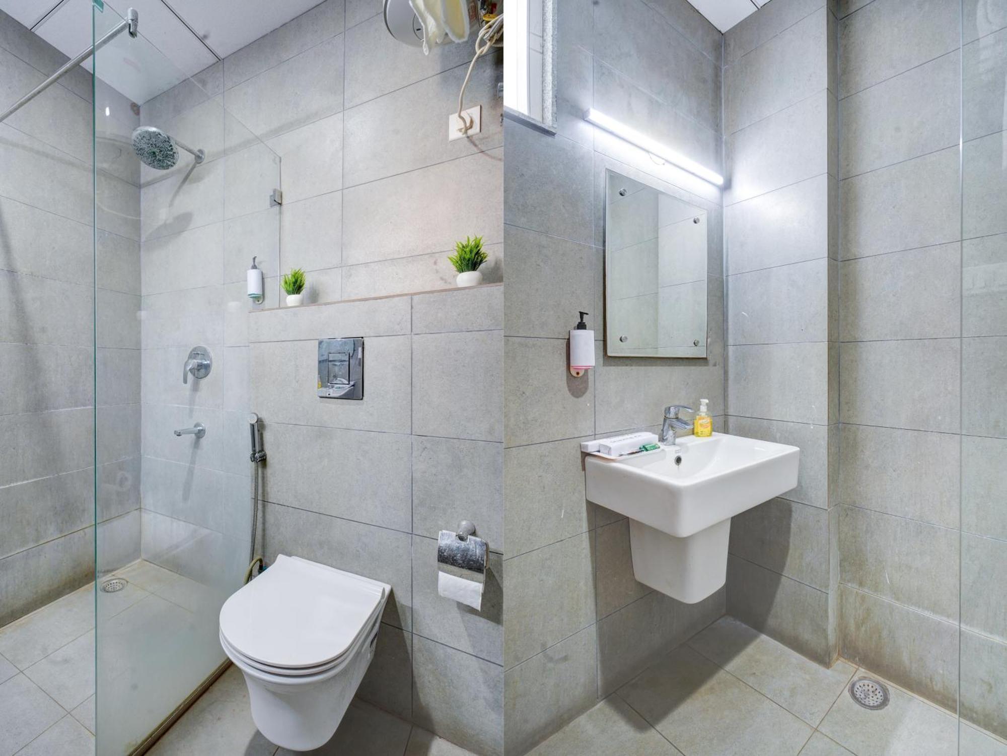 Hotel Noida Express Екстер'єр фото